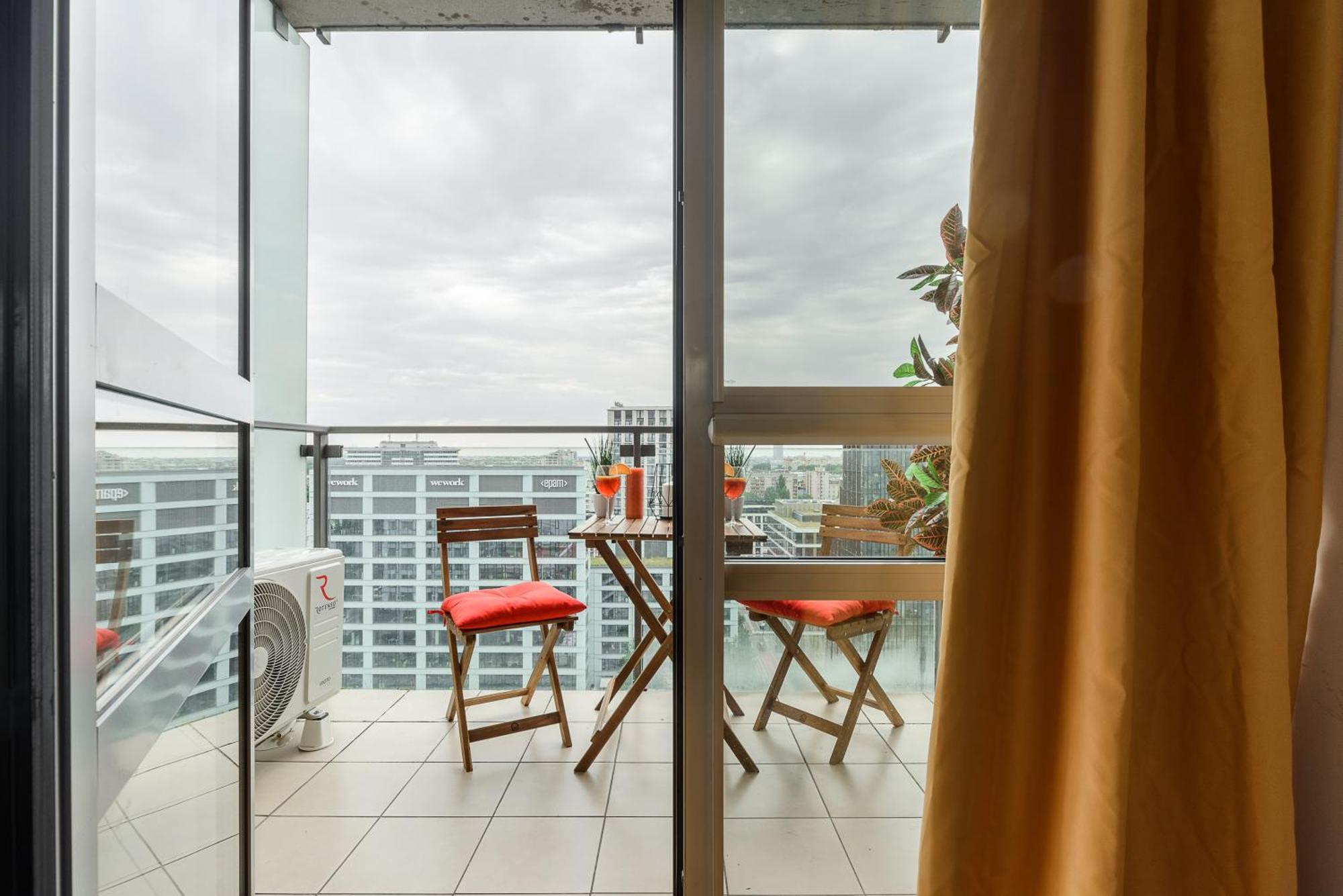 وارسو Luxury Apartments In Platinum Tower المظهر الخارجي الصورة